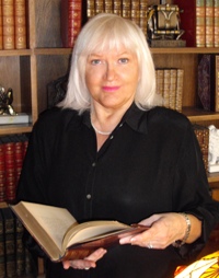 Ann Maroe, Owner